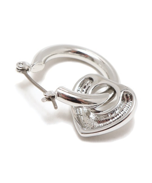 atmos pink（アトモスピンク）の「atmos pink ハートチャームフープピアス（ピアス（両耳用）・レディース・ゴールド/シルバー・FREE）」の6枚目の写真