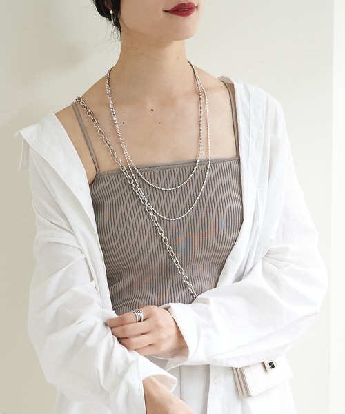 SHENERY(シーナリー)の「カップ付ニットキャミソール(キャミソール・レディース・ブラック/グレー/アイボリー・FREE)」の1枚目の写真