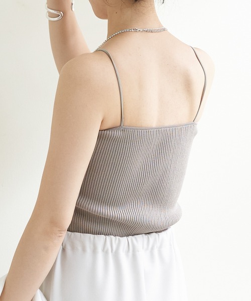 SHENERY(シーナリー)の「カップ付ニットキャミソール(キャミソール・レディース・ブラック/グレー/アイボリー・FREE)」の14枚目の写真