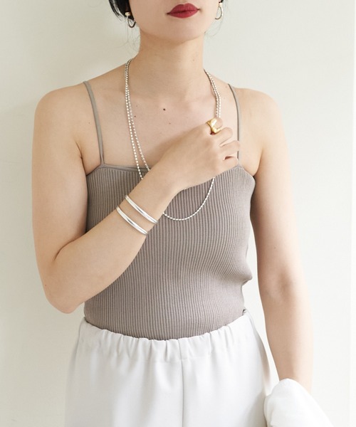 SHENERY(シーナリー)の「カップ付ニットキャミソール(キャミソール・レディース・ブラック/グレー/アイボリー・FREE)」の8枚目の写真