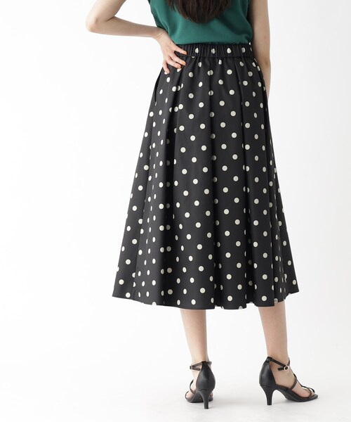 OPAQUE.CLIP（オペークドットクリップ）の「◆ドットプリントフレアスカート【洗濯機洗い可/イージーケア】（スカート・レディース・ブラウン系その他2/ブラック系・38/40/36）」の9枚目の写真
