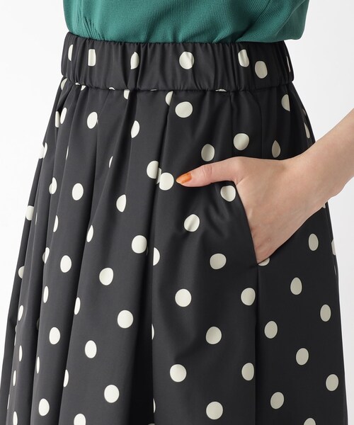 OPAQUE.CLIP（オペークドットクリップ）の「◆ドットプリントフレアスカート【洗濯機洗い可/イージーケア】（スカート・レディース・ブラウン系その他2/ブラック系・38/40/36）」の21枚目の写真