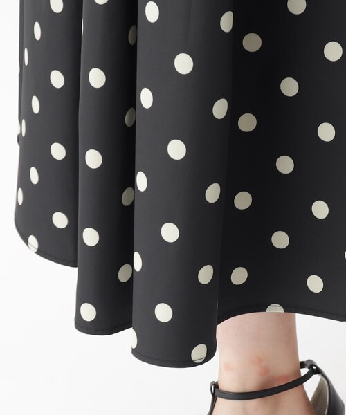 OPAQUE.CLIP（オペークドットクリップ）の「◆ドットプリントフレアスカート【洗濯機洗い可/イージーケア】（スカート・レディース・ブラウン系その他2/ブラック系・38/40/36）」の22枚目の写真