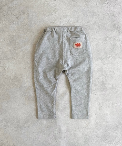 Life Support Products（ライフサポートプロダクツ）の「【防汚加工】ストレッチパンツ（80～130cm）（その他パンツ・キッズ・ブラック/ベージュ/エメラルド/モスグリーン/ライトブラウン/ワインレッド/サーモンピンク/バイオレット/オレンジ/ライトピンク/カーキ/マスタード/ブルー/杢グレー/ターコイズブルー/サンドベージュ/ピンク・80/90/95/100/110/120/130）」の2枚目の写真