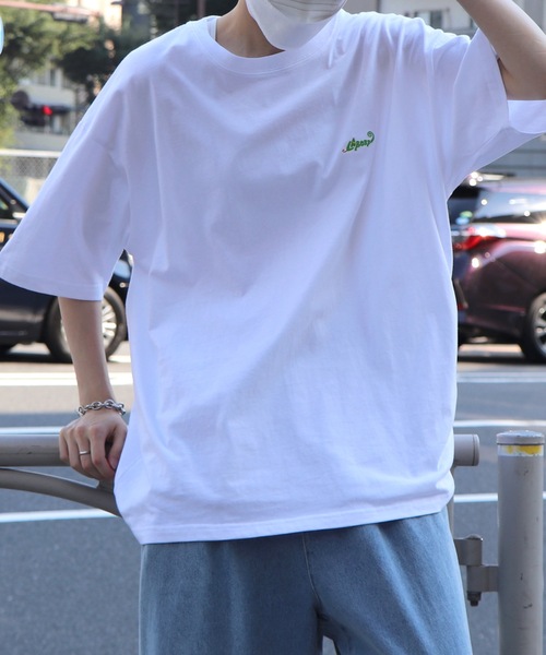 Labordi(ラボード)の「ワンポイント刺繍 / リンガー / ピグメント加工 ビッグシルエットTシャツ ユニセックス カットソー (Tシャツ/カットソー・メンズ・ホワイト系その他2/ブラック系その他/グリーン/ホワイト系その他/チャコールグレー/ホワイト/ブラック・XL/L/M)」の9枚目の写真