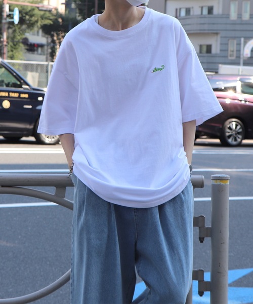 Labordi(ラボード)の「ワンポイント刺繍 / リンガー / ピグメント加工 ビッグシルエットTシャツ ユニセックス カットソー (Tシャツ/カットソー・メンズ・ホワイト系その他2/ブラック系その他/グリーン/ホワイト系その他/チャコールグレー/ホワイト/ブラック・XL/L/M)」の10枚目の写真