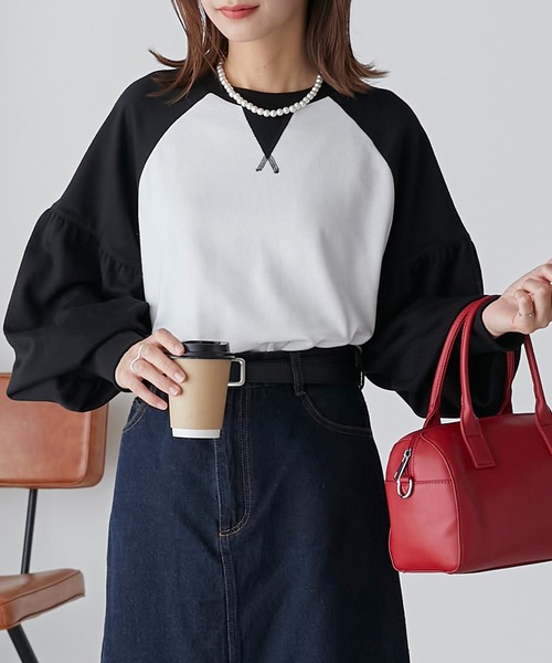 BONLECILL(ボンルシール)の「配色ラグラン ボリュームスリーブスウェットプルオーバー(スウェット・レディース・ブラウン/オフホワイト/チャコールグレー・FREE)」の4枚目の写真