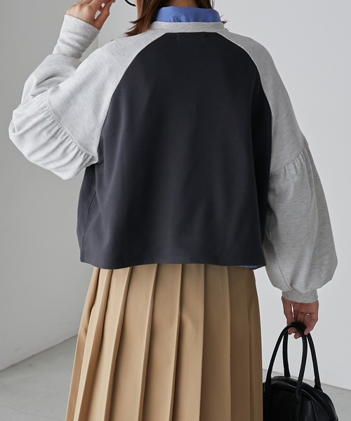 BONLECILL(ボンルシール)の「配色ラグラン ボリュームスリーブスウェットプルオーバー(スウェット・レディース・ブラウン/オフホワイト/チャコールグレー・FREE)」の14枚目の写真