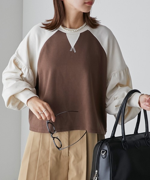 BONLECILL(ボンルシール)の「配色ラグラン ボリュームスリーブスウェットプルオーバー(スウェット・レディース・ブラウン/オフホワイト/チャコールグレー・FREE)」の22枚目の写真