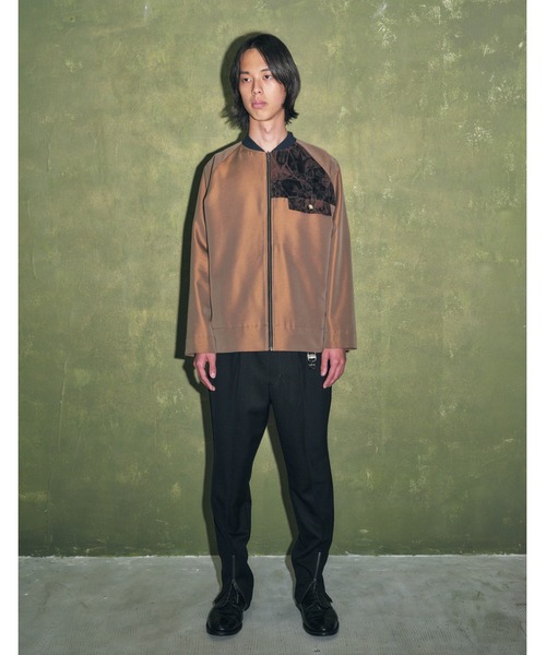 美品♡ イアパピヨネ 馬刺繍 フレアスリーブブルゾン ジャンバー ナイロン LAOTOUR 撥水ストレッチナイロン スタンドカラーブルゾン ジップ