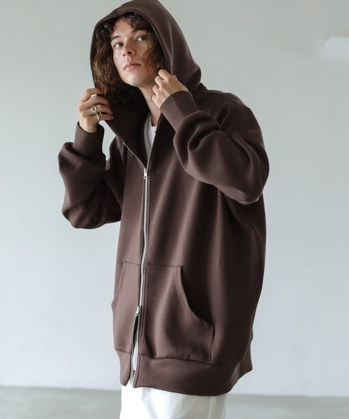 ヘビーウェイトダンボールポンチジップパーカー