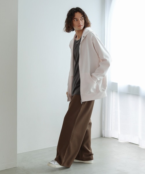 ヘビーウェイトダンボールポンチジップパーカー