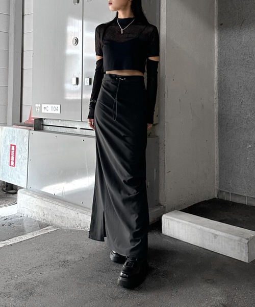 LVEU.（ラブユ.）の「【LVEU.】スリーブカットシアートップス / トップス シアー シースルー カット カットソー クロップド ショート丈 ブラック ピンク ブルー オリジナル ZOZOTOWN限定（Tシャツ/カットソー・レディース・ブルー/ブラック/ピンク・FREE）」の11枚目の写真