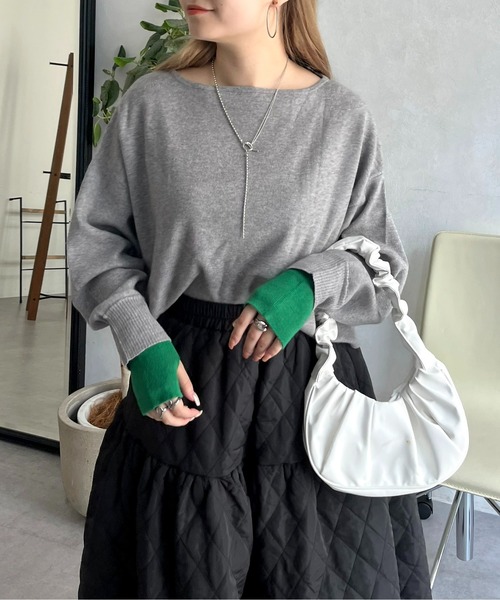 prose verse（プロズヴェール）の「袖バイカラーボートネックニット