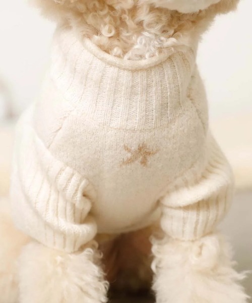 moncheri（モンシェリ）の「お星さまとお月さまハイネックニット / 犬服 / ドッグウェア（ペットウェア・レディース・アイボリー/ブルー・S/L/M/XL/2M/XS）」の13枚目の写真