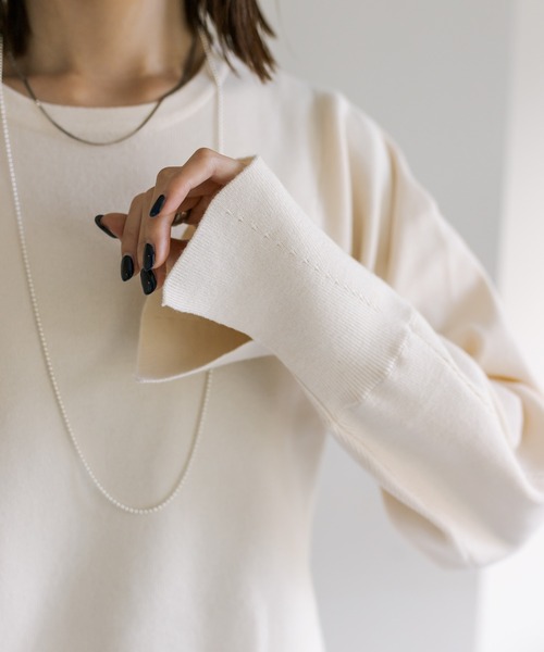 mystic（ミスティック）の「カーブスリーブニット（ニット/セーター・レディース・レッド/グリーン/アイボリー/ベージュ/ブラック/ブルー・FREE）」の22枚目の写真