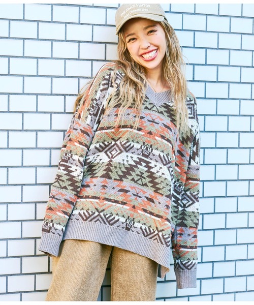 anap mimpi（アナップミンピ）の「オルテガVネックオーバーサイズニットトップス（ニット/セーター・レディース・ベージュ/ライトグレー・FREE）」の20枚目の写真