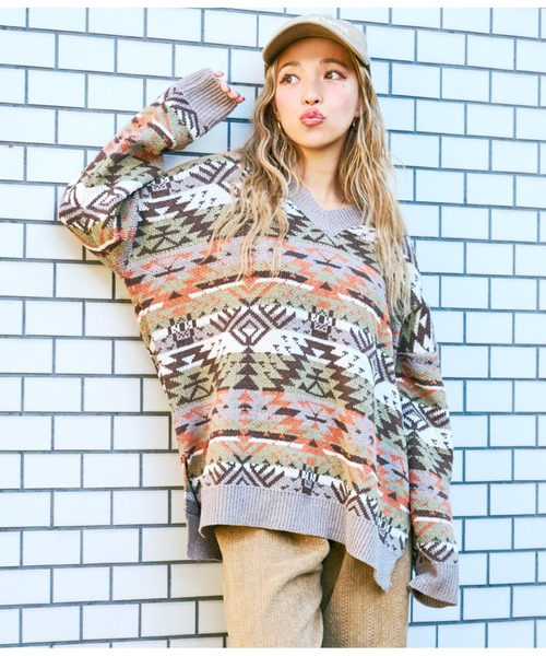 anap mimpi（アナップミンピ）の「オルテガVネックオーバーサイズニットトップス（ニット/セーター・レディース・ベージュ/ライトグレー・FREE）」の21枚目の写真