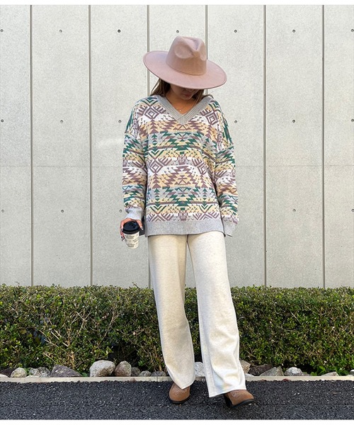 anap mimpi（アナップミンピ）の「オルテガVネックオーバーサイズニットトップス（ニット/セーター・レディース・ベージュ/ライトグレー・FREE）」の11枚目の写真