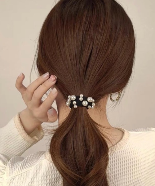 E&C closet…（イーアンドシークローゼット）の「【使用不可！！】ランダムパールヘアゴム（2点セット）（ヘアゴム・レディース・ブラック・FREE）」の16枚目の写真