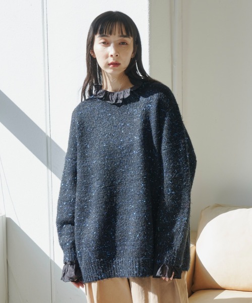 Libra Cue(リブラ キュー)の「ラメフェザーヤーンボリュームニット(ニット/セーター・レディース・ブラック/レッド・FREE)」の10枚目の写真