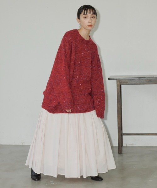 Libra Cue(リブラ キュー)の「ラメフェザーヤーンボリュームニット(ニット/セーター・レディース・ブラック/レッド・FREE)」の14枚目の写真