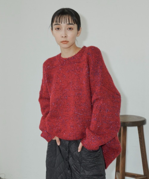 Libra Cue(リブラ キュー)の「ラメフェザーヤーンボリュームニット(ニット/セーター・レディース・ブラック/レッド・FREE)」の20枚目の写真