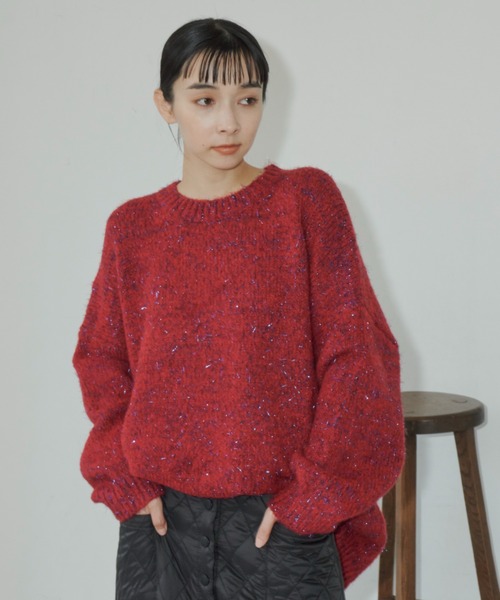 Libra Cue(リブラ キュー)の「ラメフェザーヤーンボリュームニット(ニット/セーター・レディース・ブラック/レッド・FREE)」の19枚目の写真