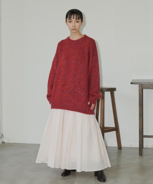 Libra Cue(リブラ キュー)の「ラメフェザーヤーンボリュームニット(ニット/セーター・レディース・ブラック/レッド・FREE)」の12枚目の写真