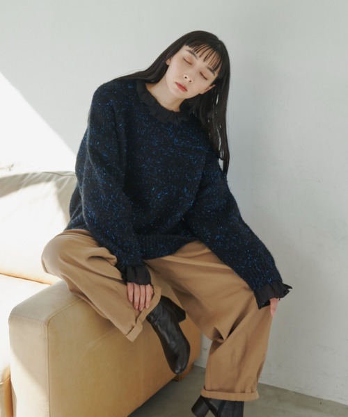 Libra Cue(リブラ キュー)の「ラメフェザーヤーンボリュームニット(ニット/セーター・レディース・ブラック/レッド・FREE)」の9枚目の写真