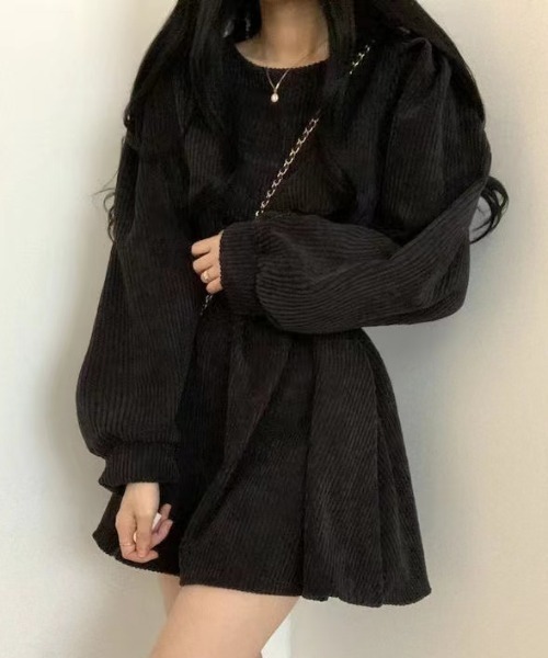 NANEA(ナネア)の「フレアシルエットコーデュロイワンピース(ワンピース・レディース・グレー/ブラック/ブラウン・MEDIUM/SMALL)」の4枚目の写真