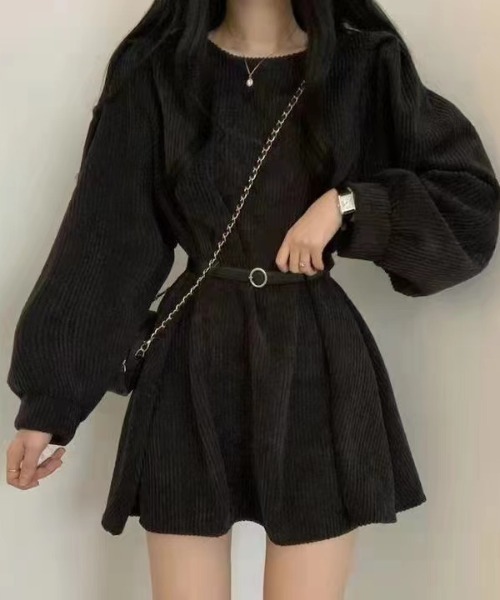 NANEA(ナネア)の「フレアシルエットコーデュロイワンピース(ワンピース・レディース・グレー/ブラック/ブラウン・MEDIUM/SMALL)」の5枚目の写真