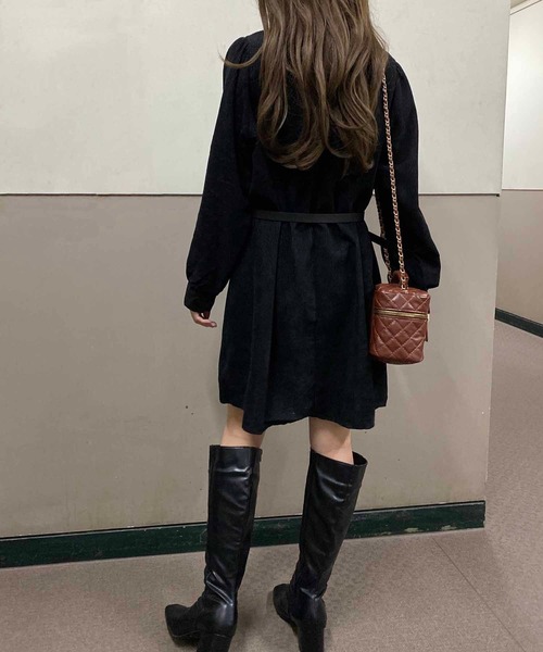 NANEA(ナネア)の「フレアシルエットコーデュロイワンピース(ワンピース・レディース・グレー/ブラック/ブラウン・MEDIUM/SMALL)」の19枚目の写真