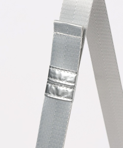 repipi armario（レピピ アルマリオ）の「カラーラウンドショルダー（ショルダーバッグ・キッズ・ブルー/シルバー/ブラック/グレー/アイボリー/イエロー/グリーン/パープル/ナチュラル・FREE）」の19枚目の写真