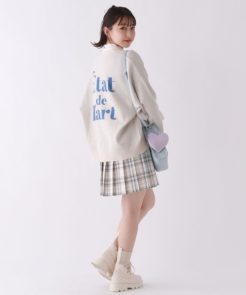 repipi armario(レピピ アルマリオ)の「BACKロゴルーズカーディガン(カーディガン/ボレロ・キッズ・グレー/アイボリー/ブラック・SMALL/MEDIUM/LARGE)」の5枚目の写真