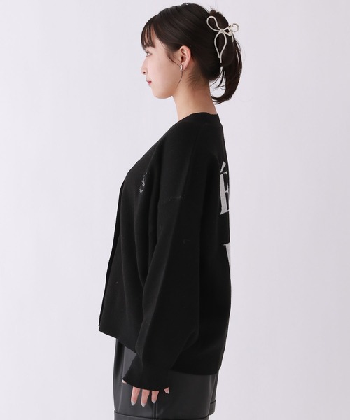 repipi armario(レピピ アルマリオ)の「BACKロゴルーズカーディガン(カーディガン/ボレロ・キッズ・グレー/アイボリー/ブラック・SMALL/MEDIUM/LARGE)」の11枚目の写真