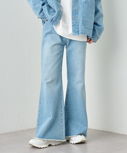 COLONY 2139(コロニートゥーワンスリーナイン)の「フリンジラウンドヘムデニム(デニムパンツ・メンズ・ブラック/サックスブルー・MEDIUM/LARGE)」の7枚目の写真