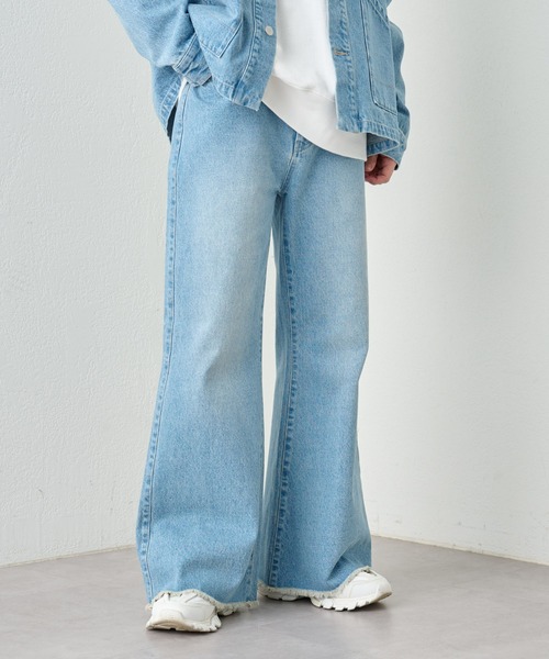 COLONY 2139(コロニートゥーワンスリーナイン)の「フリンジラウンドヘムデニム(デニムパンツ・メンズ・ブラック/サックスブルー・MEDIUM/LARGE)」の22枚目の写真