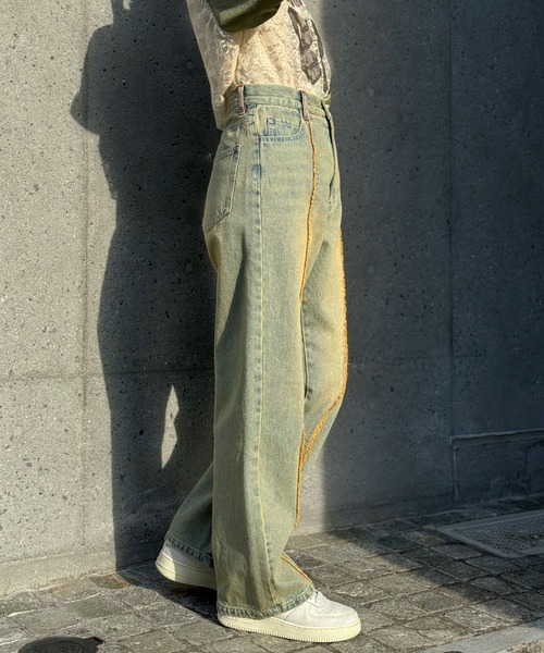 CIAOPANIC(チャオパニック)の「オーバーダイセンターラインフリンジストレートデニムパンツ(デニムパンツ・レディース・サックスブルー・MEDIUM/SMALL/X-SMALL)」の4枚目の写真