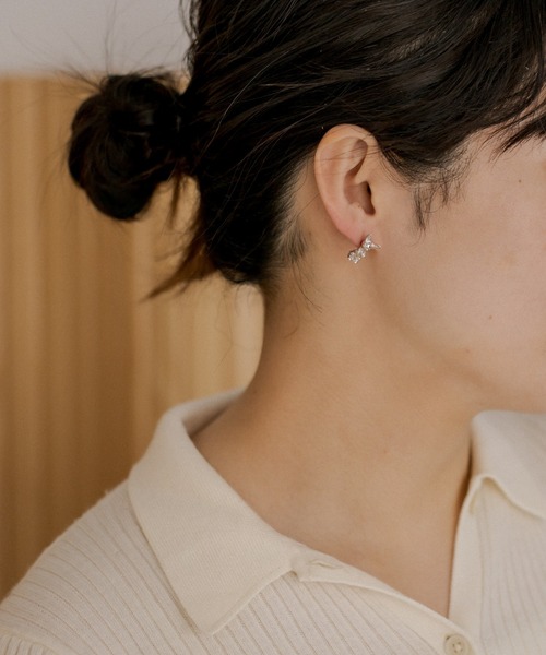 ear PAPILLONNER(イアパピヨネ)の「《WEB限定/スターリングシルバー使用》うさぎピアス(ピアス(両耳用)・レディース・ゴールド/シルバー・FREE)」の9枚目の写真