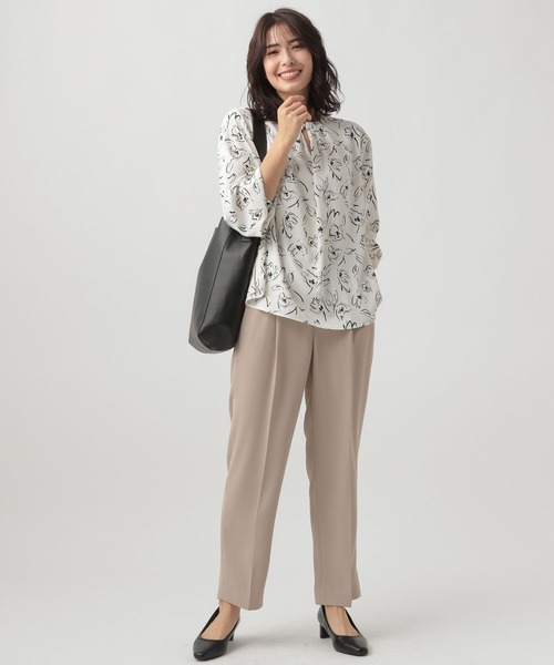 Elura（エルーラ）の「サラサラ着映えブラウス/102923（シャツ/ブラウス・レディース・ホワイト系その他2/ブラック/ホワイト系その他6/イエロー・SMALL/MEDIUM/LARGE/X-LARGE）」の18枚目の写真