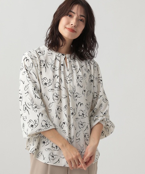 Elura（エルーラ）の「サラサラ着映えブラウス/102923（シャツ/ブラウス・レディース・ホワイト系その他2/ブラック/ホワイト系その他6/イエロー・SMALL/MEDIUM/LARGE/X-LARGE）」の17枚目の写真