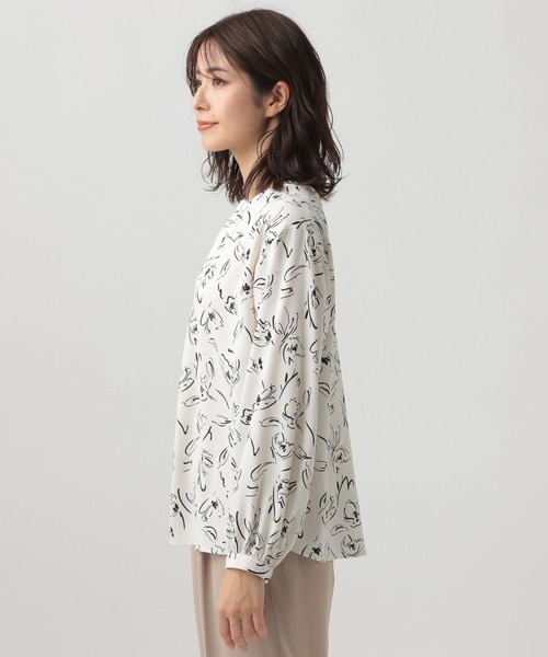 Elura（エルーラ）の「サラサラ着映えブラウス/102923（シャツ/ブラウス・レディース・ホワイト系その他2/ブラック/ホワイト系その他6/イエロー・SMALL/MEDIUM/LARGE/X-LARGE）」の15枚目の写真