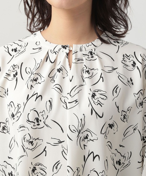 Elura（エルーラ）の「サラサラ着映えブラウス/102923（シャツ/ブラウス・レディース・ホワイト系その他2/ブラック/ホワイト系その他6/イエロー・SMALL/MEDIUM/LARGE/X-LARGE）」の12枚目の写真