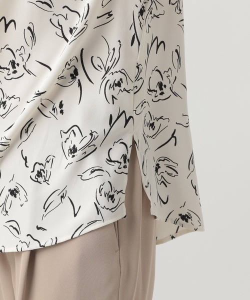 Elura（エルーラ）の「サラサラ着映えブラウス/102923（シャツ/ブラウス・レディース・ホワイト系その他2/ブラック/ホワイト系その他6/イエロー・SMALL/MEDIUM/LARGE/X-LARGE）」の9枚目の写真