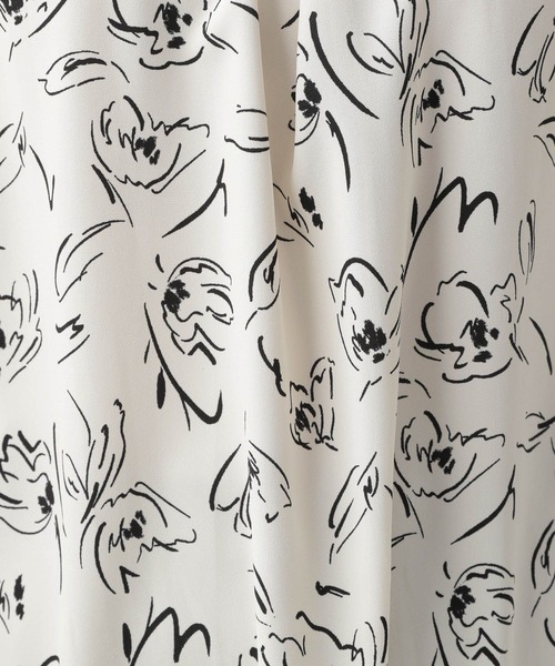 Elura（エルーラ）の「サラサラ着映えブラウス/102923（シャツ/ブラウス・レディース・ホワイト系その他2/ブラック/ホワイト系その他6/イエロー・SMALL/MEDIUM/LARGE/X-LARGE）」の8枚目の写真