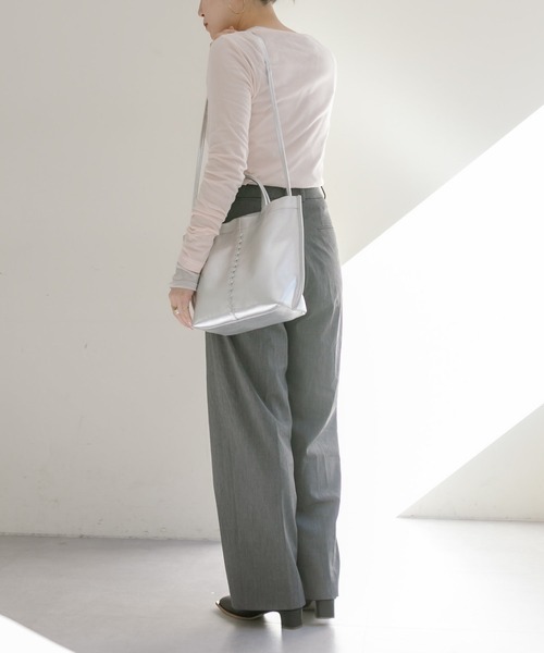 ear PAPILLONNER（イアパピヨネ）の「《本革/軽量/2WAY》センター