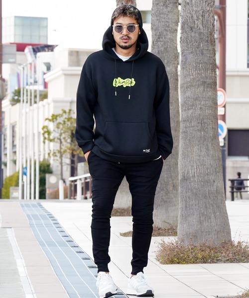 adamsJUGGLER（アダムスジャグラー）の「W/RネオンO.Pフーディー（パーカー・メンズ・ホワイト/ブラック・L/M）」の15枚目の写真