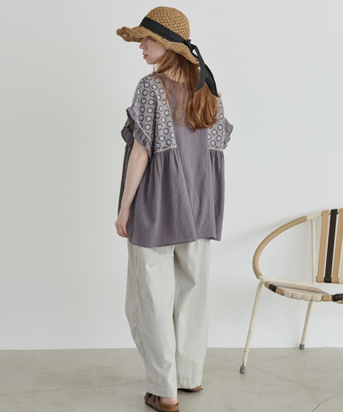 Crisp(クリスプ)の「ボリュームデニムパンツ(デニムパンツ・レディース・ブルー/ネイビー/ホワイト系その他/ブルー系その他/グレー系その他/イエロー・FREE)」の15枚目の写真