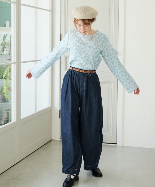 Crisp(クリスプ)の「ボリュームデニムパンツ(デニムパンツ・レディース・ブルー/ネイビー/ホワイト系その他/ブルー系その他/グレー系その他/イエロー・FREE)」の18枚目の写真